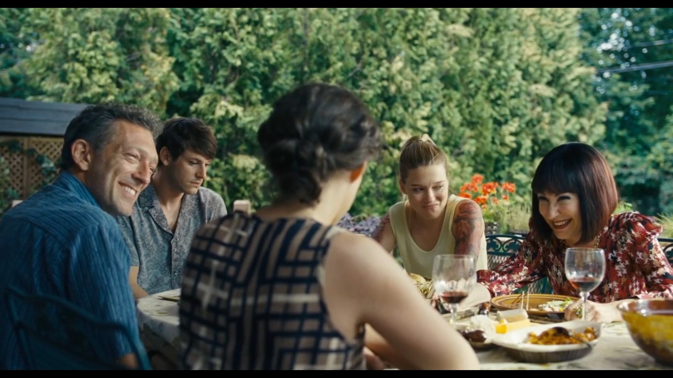 Comida familiar en "Sólo el fin del mundo"